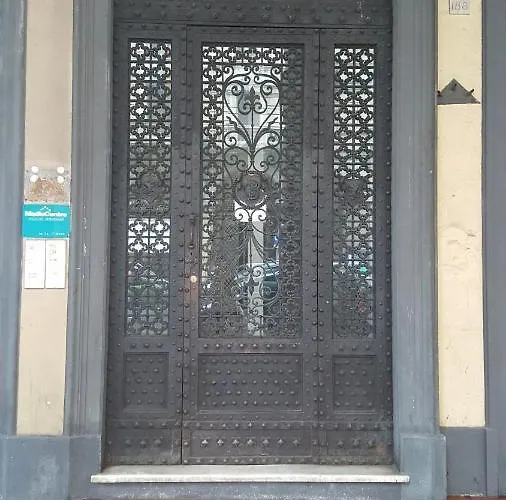 A 2 Passi Dal Centro Genova